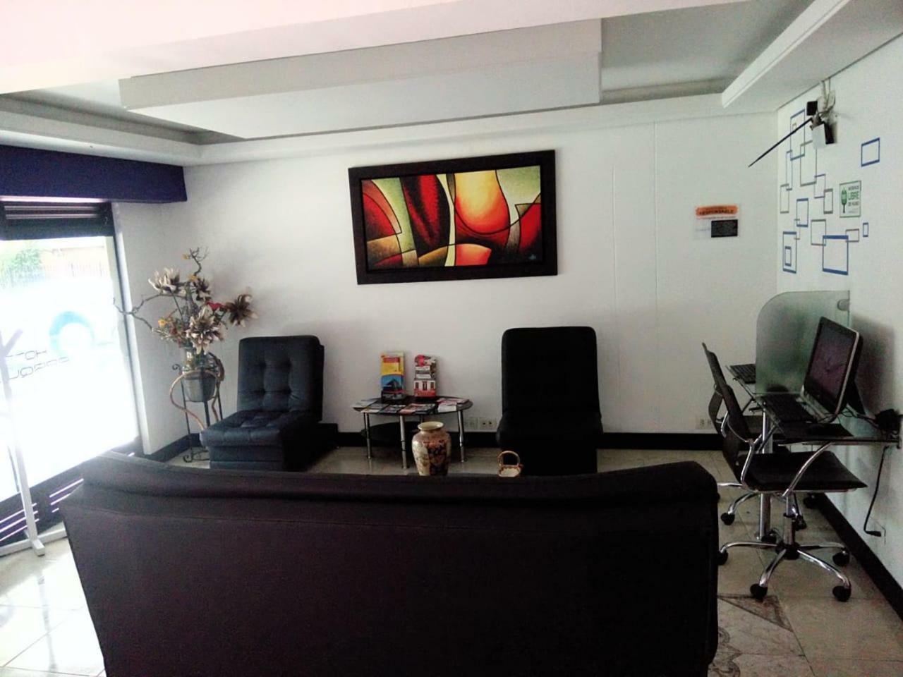 Hotel Parque 70 Medellín Dış mekan fotoğraf